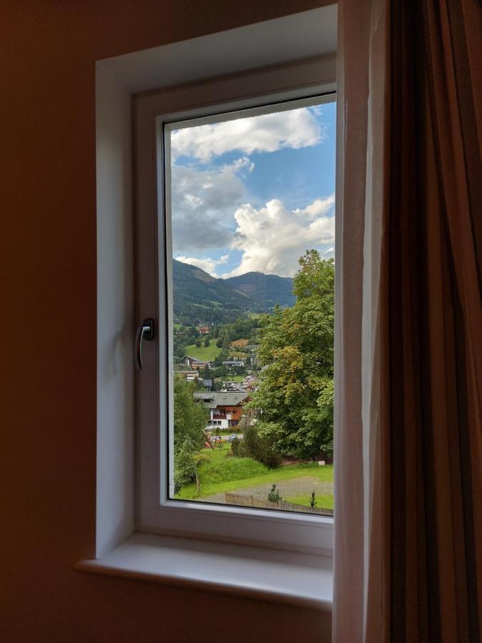 Alpenflair - Charming Ski-To-Door Apartment Bad Kleinkirchheim Luaran gambar